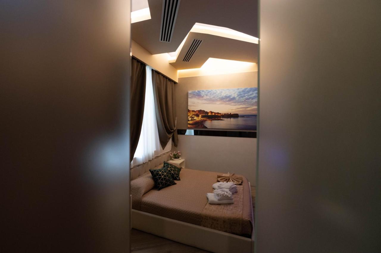 Th Luxury Rooms & Apartment จีอาร์ดีนี นักซอส ภายนอก รูปภาพ