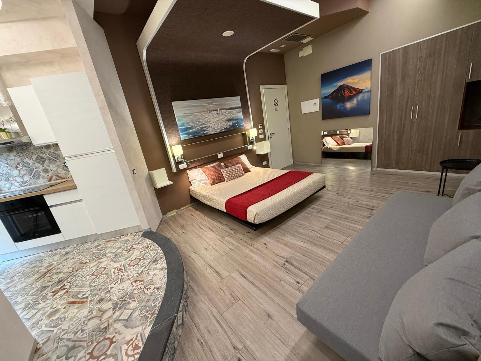 Th Luxury Rooms & Apartment จีอาร์ดีนี นักซอส ภายนอก รูปภาพ