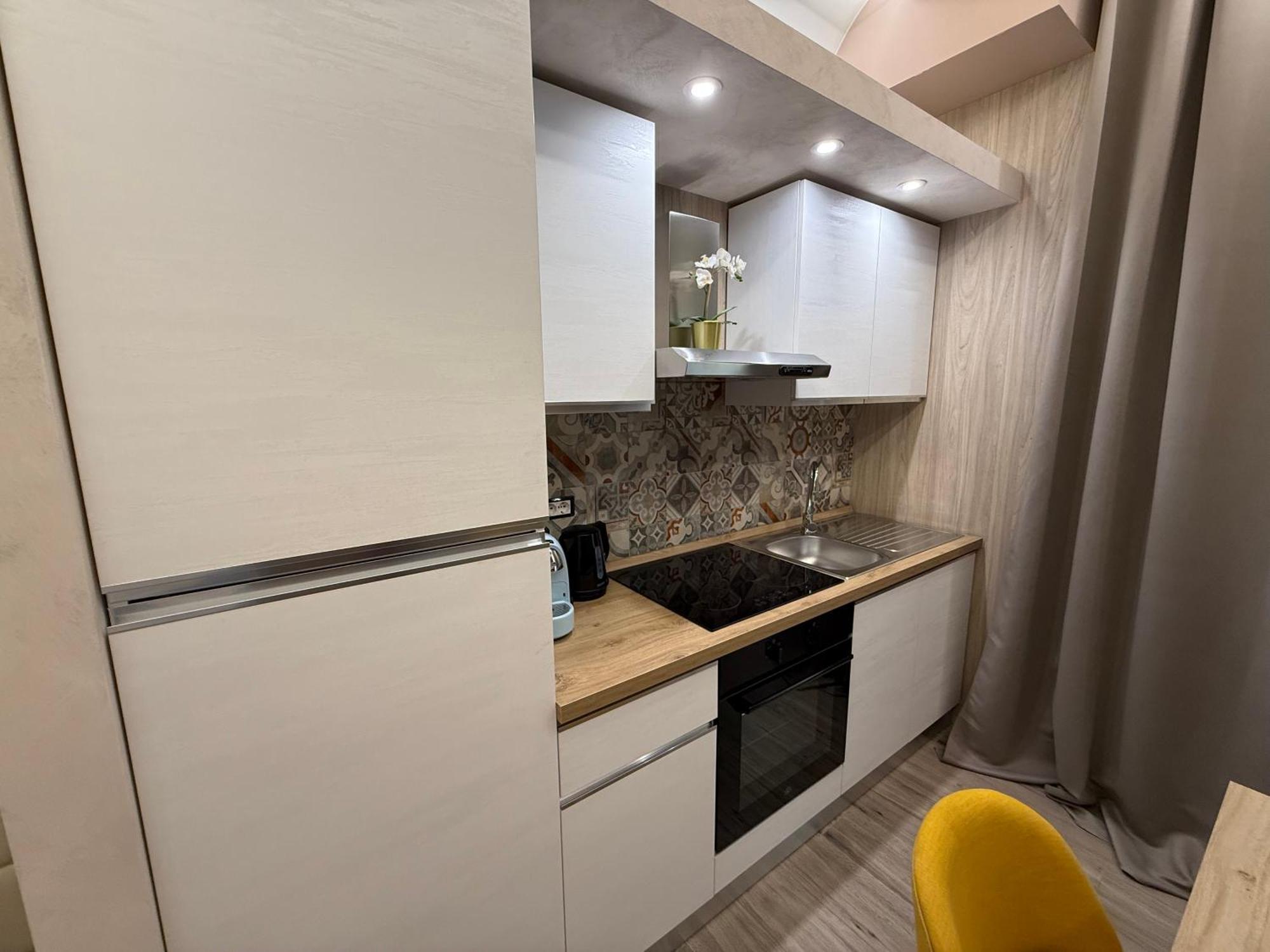 Th Luxury Rooms & Apartment จีอาร์ดีนี นักซอส ภายนอก รูปภาพ