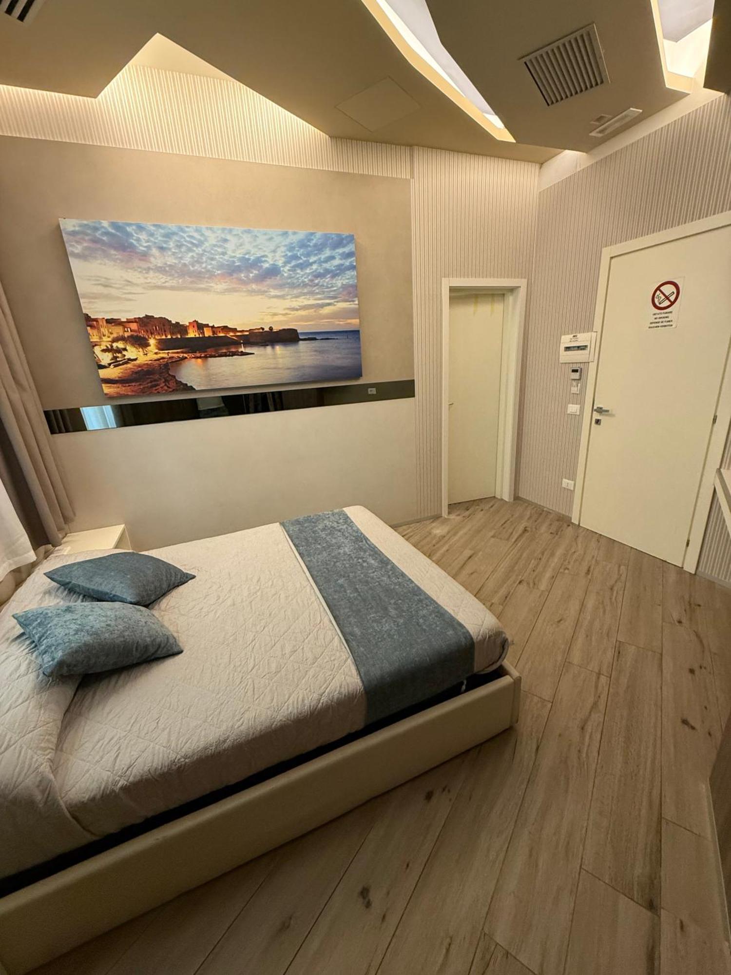 Th Luxury Rooms & Apartment จีอาร์ดีนี นักซอส ภายนอก รูปภาพ
